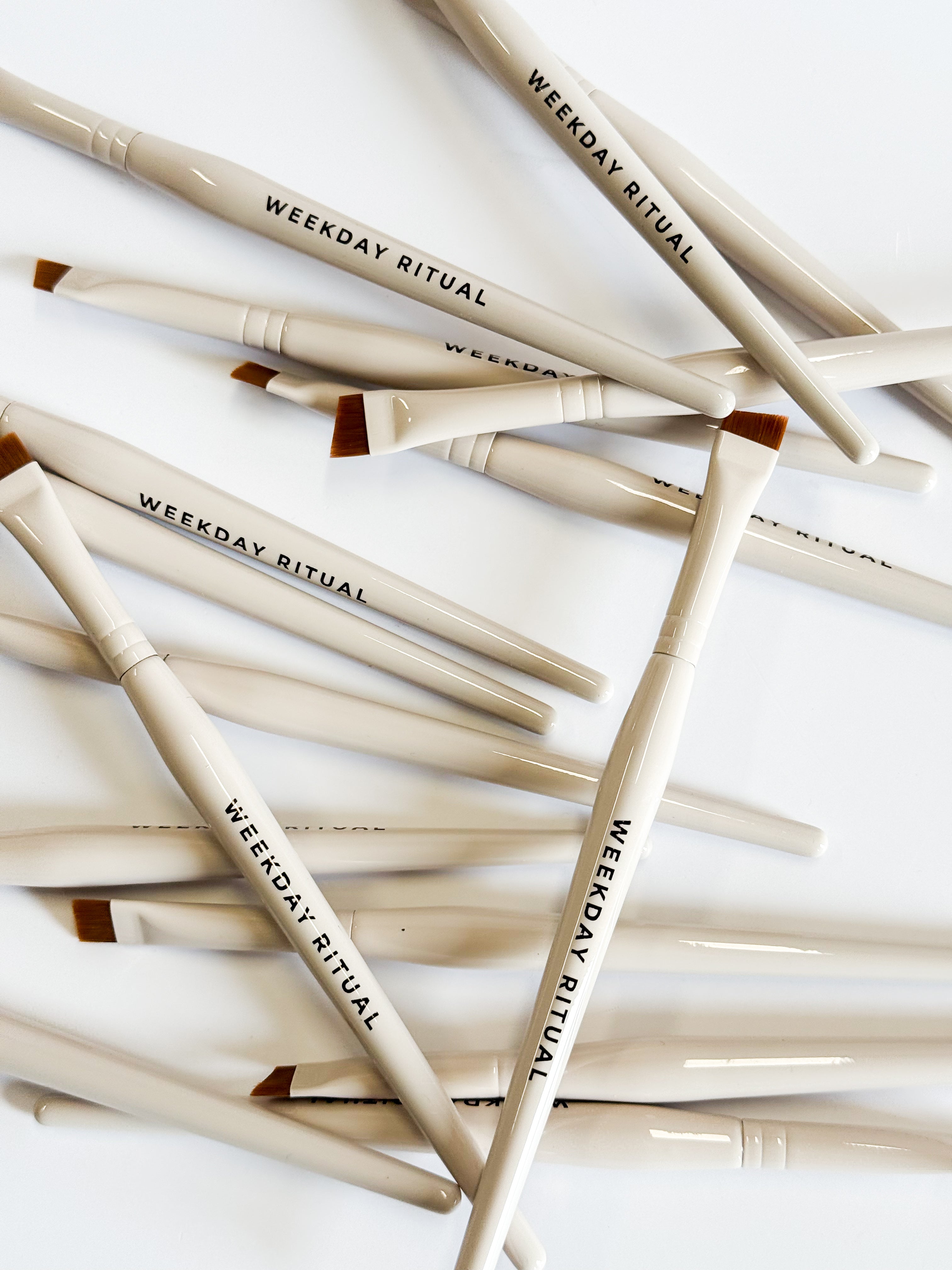 No. 1 The Sculptor | Wide Angled Brow Tint Brush