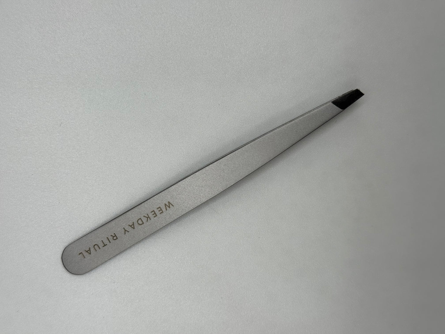 Weekday Tweezers