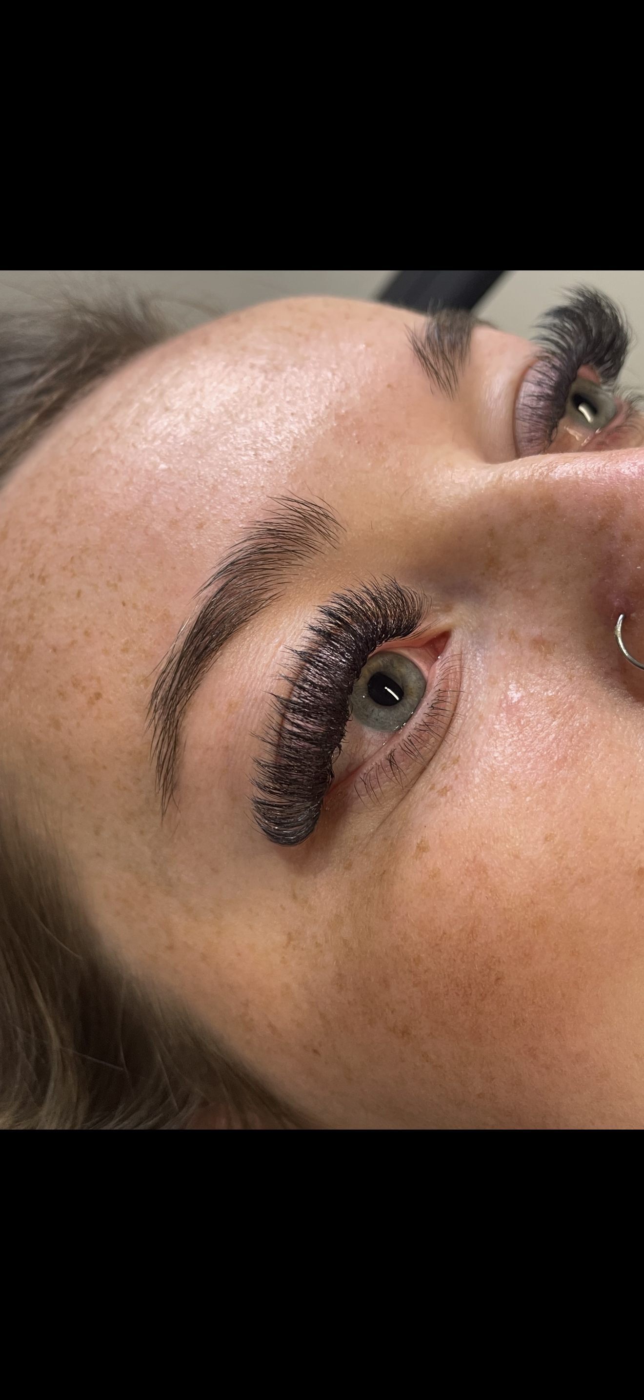 Volume lash extensions